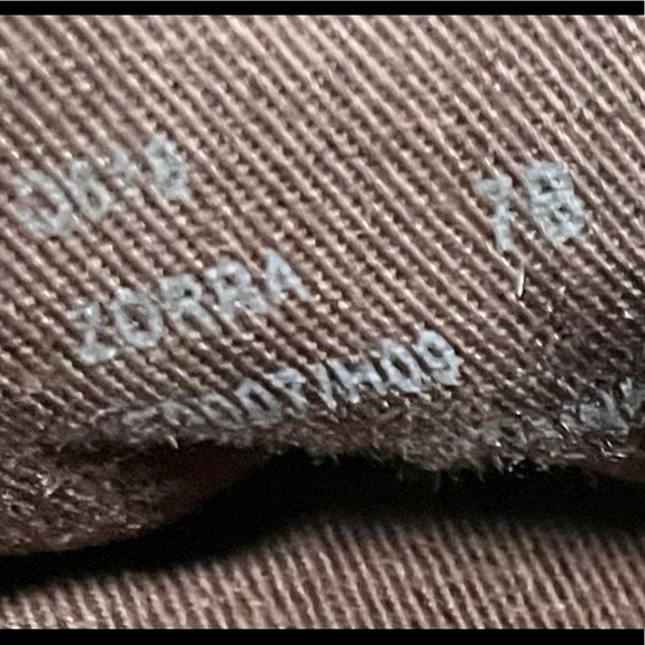 Coach Zorra sneakers with cheetah print on the back - Picture 16 of 16